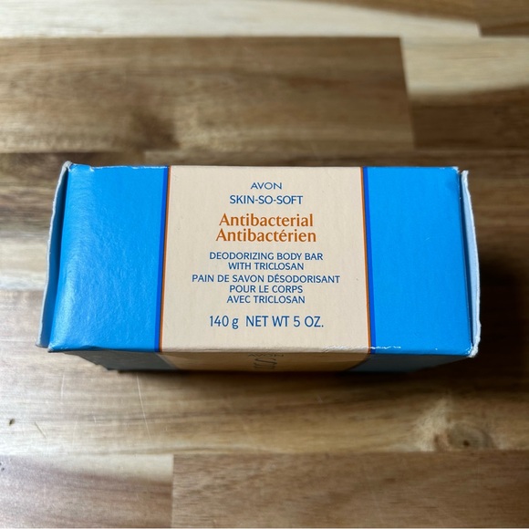 Avon Skin So Soft Antibacterial Deodorizing Body Bar Soap Original NEW 1998 - Picture 4 of 7